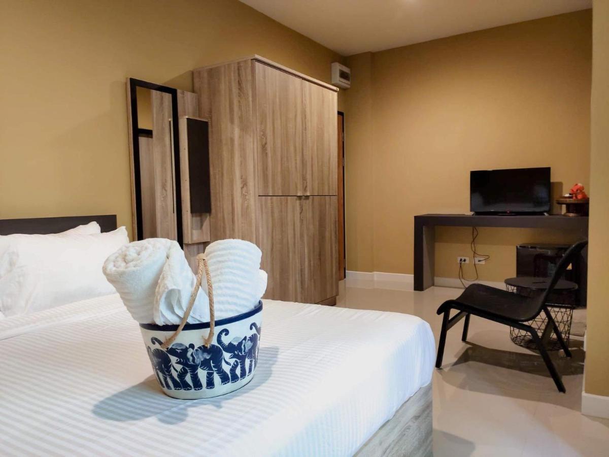 The Lantern Suites Ban Song Hong Ngoại thất bức ảnh