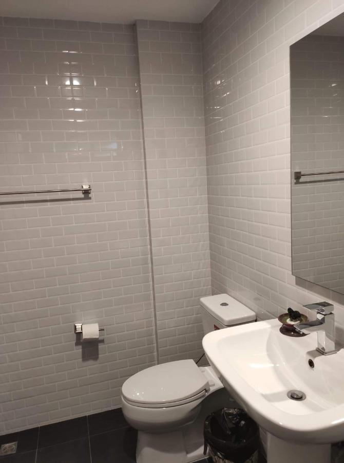 The Lantern Suites Ban Song Hong Ngoại thất bức ảnh