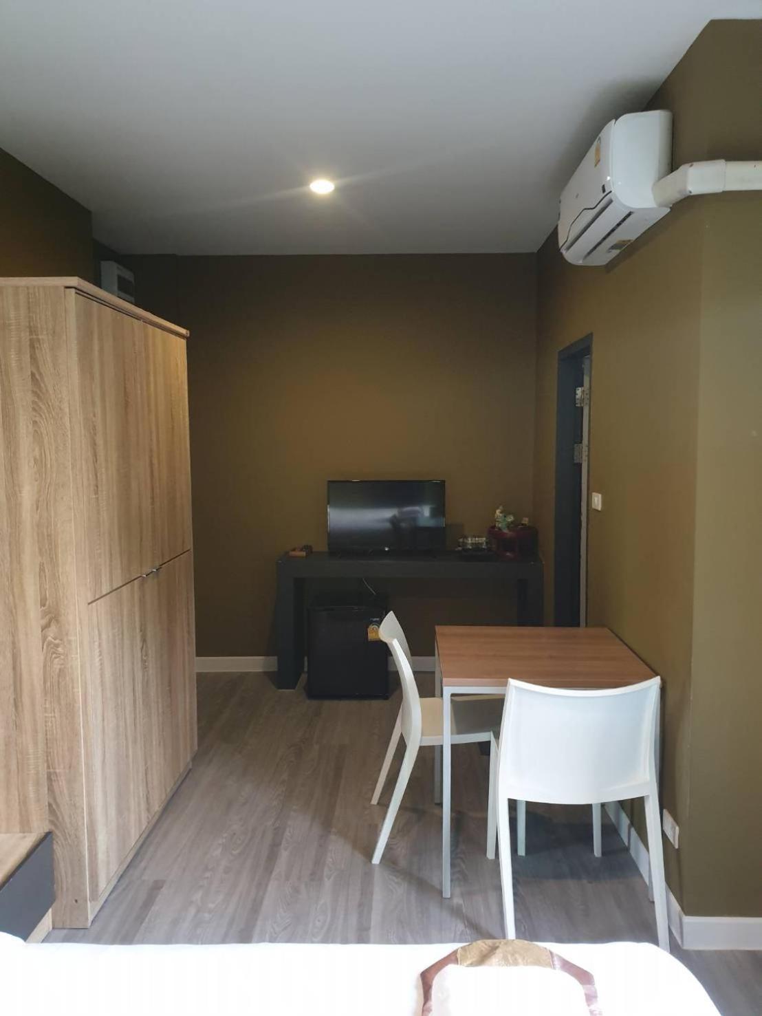 The Lantern Suites Ban Song Hong Phòng bức ảnh