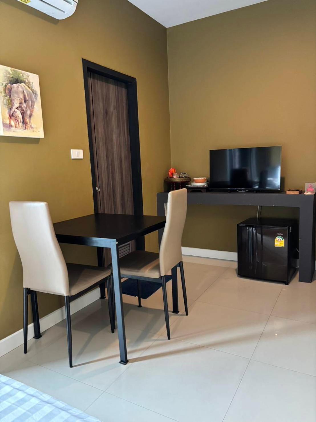 The Lantern Suites Ban Song Hong Ngoại thất bức ảnh